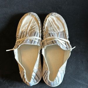 Hey Dude (Off Brand) Multi-Print Design